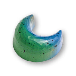 Almond Praline & ground Pistachio